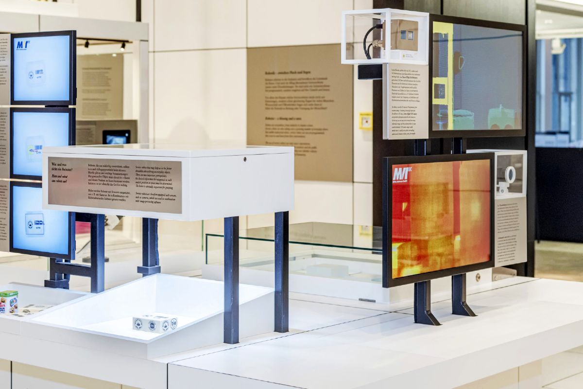 mvtec software exhibits
