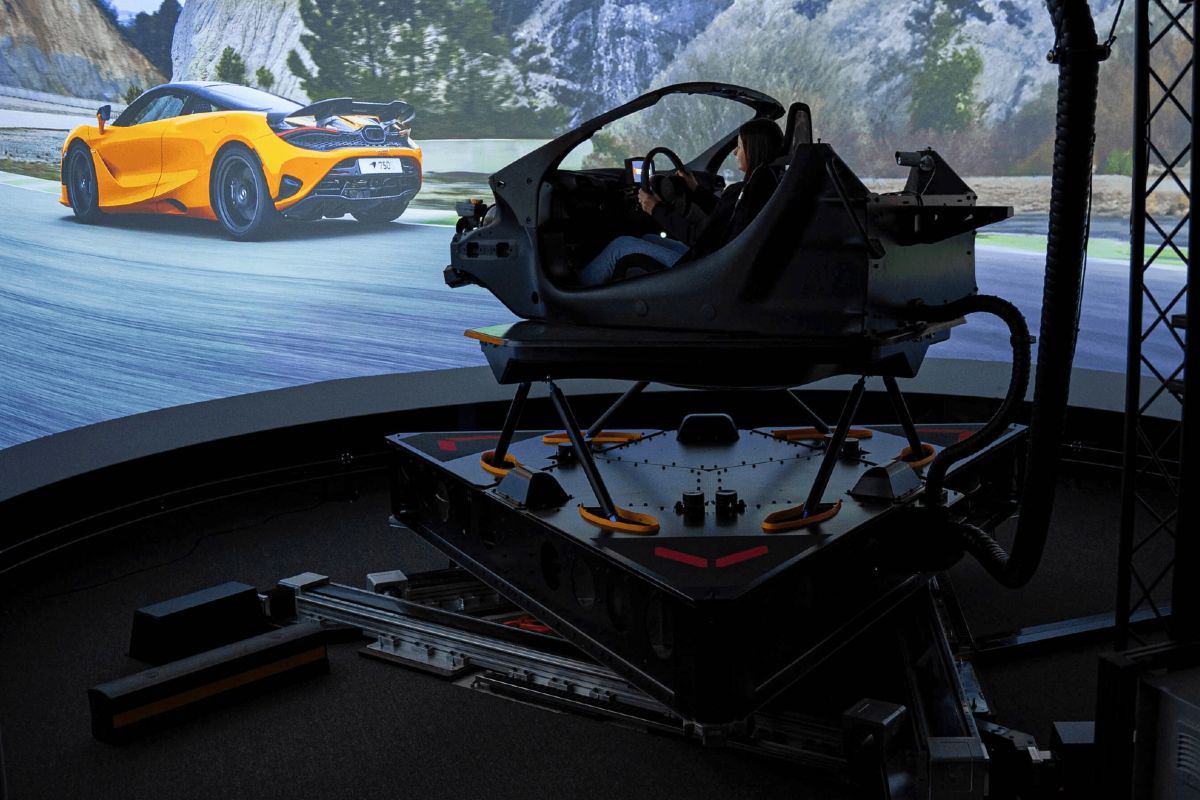 2 McLaren X Dynisma HERO - Wide-min